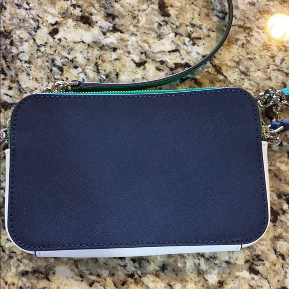 Kate Spade Wallet Crossbody - Picture 2 of 3